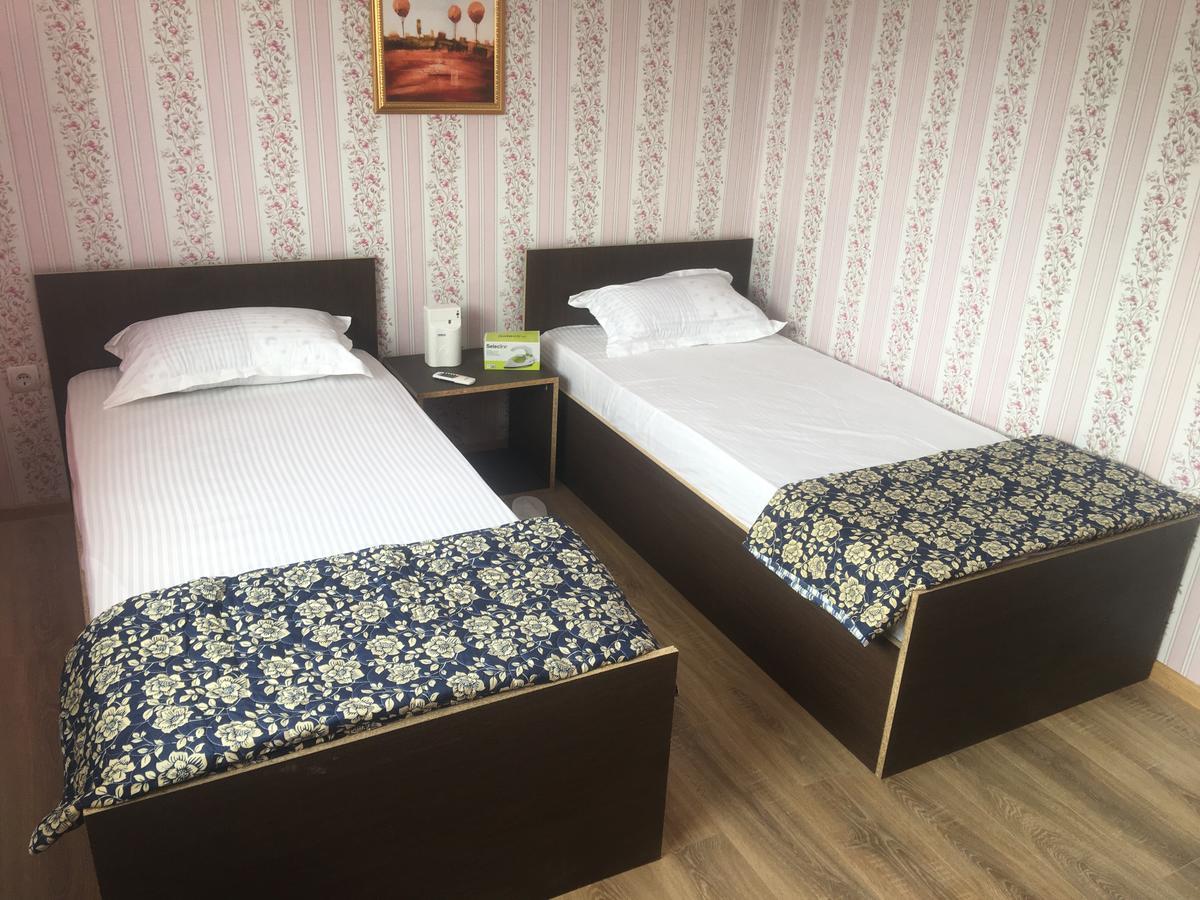 Hostel Denisa Buzău Exteriér fotografie