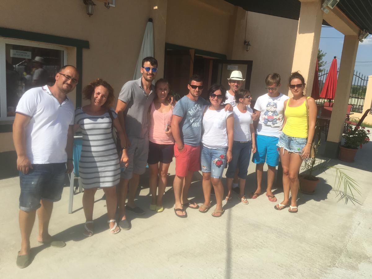 Hostel Denisa Buzău Exteriér fotografie